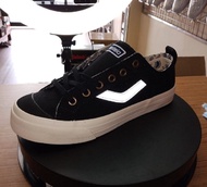 Sepatu Ventela Reborn Low Black Reflective / Ventela Reborn Black LC