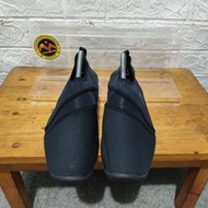 Second hand nepa slip-on shoes (te n ef)