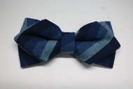 蓝色水洗面料复古条纹领结/Bow tie