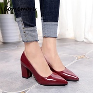 Comemore รองเท้าส้นสูงสีแดงสำหรับผู้หญิง,สีดำ7.5ซม. ส้นหนาตื้นหนังแก้วส้นสูงผู้หญิงรองเท้าแหลมรองเท้าสตรีฤดูใบไม้ร่วง