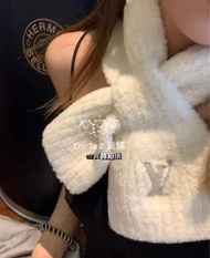 Lv ONLY LV MINI COMFY綿羊毛絨線圍巾黑色 白色70x13cm唔同價