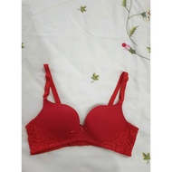 Si bra size 65/70 A plain red with lace