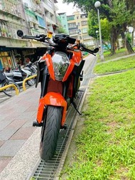 KTM 1290 SUPER DUKE R