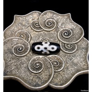 MATA Tibetan Lightning 5 Eye Dzi Agate 28mm E2031A