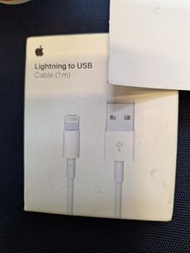 iPhone 充電線