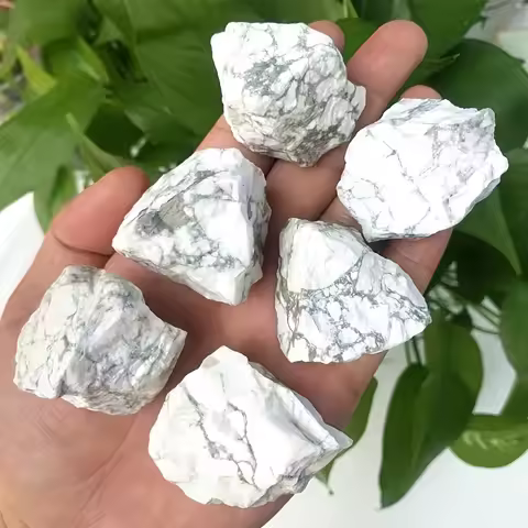 Natural Howlite Crystal And Gem Raw Stone Healing Crystal Stone Home Decoration And Aromatherapy Sto