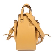 LOEWE 牛皮皮革Mini Hammock金扣手挽肩背兩用袋