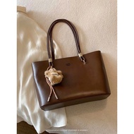 [VIP]CHI'O 2ND MITIPA STORE OFFICE HANDBAG FOR WOMEN GOING TO WORK AND PLAY SIZE 39 WITH TEDDY BEAR