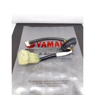Yamaha R15 V3 PIN 6th FEMALE headlamp Headlight socket ORIGINAL