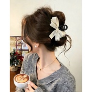 Elegant lucky bow hair clip