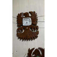 eagle wall clock 16inches width 21inches lenght(magkuno wood)