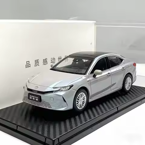 1/30 All New Camry LE XSE Coupe Alloy Car Model Diecast Metal Vehicles Car Model High Simulation Col