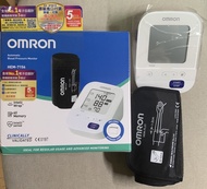 Omron HEM-7156 血壓計