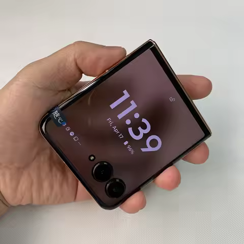 Motorola Razr 60 Pro XT2557 5G SmartPhone NFC 12GB+256GB Razr+ 2025 165Hz P-OLED 6.9‘’ 50MP+32MP Sna