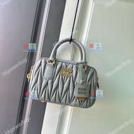 新款   MIUMIU BB M新品 認準hkpowerbuy.  錢包 手袋 背囊 斜孭袋 包包 送禮 情人節 禮物