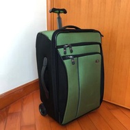 Victorinox 20" Suitcase Werks Traveler