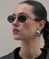 Prada 太陽眼鏡