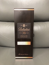 百齡罈 30年木箱威士忌 Ballantine's Aged 30 Years Blended in Scotch Whisky