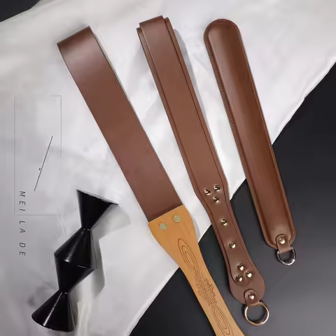 Premium Brown PU Leather Paddle Horse Whip,Flogger Horse Training Crop Whip Stage performance Prop