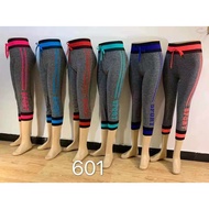 Women's short sports leggings 601