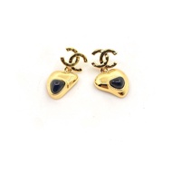 Fashion Light Luxury Earrings Gold Heart Earrings Brass Material 1JG1