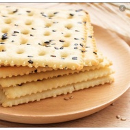Top Savor Black Sesame Unsweetened Soda Crackers Biscuits 380g B125