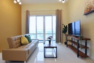Cozy 1BR Suite at Tritower Steps to JB CIQ