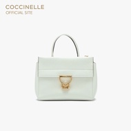 COCCINELLE กระเป๋าถือผู้หญิง รุ่น ARLETTIS 180101 สี CELADON GREEN