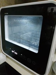 TOSHIBA 洗碗碟機