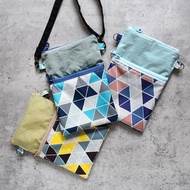 旅行防水斜背手機袋_三角格