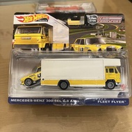 Hot Wheels Hotwheels PREMIUM CAR CULTURE TEAM TRANSPORT # 39 MERCEDES-BENZ 300 SEL 6.8 AMG FLEET FLY