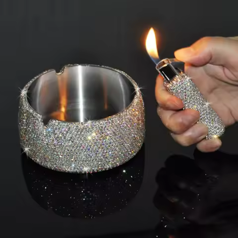 1Pc Luxury Shiny Diamond-embedded Ashtrays Travel Portable Mini Pocket Stainless Steel Ashtray Easy 