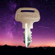 [EXE012] Kubota OEM Excavator Tractor key (price per unit)