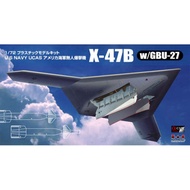 Platz Hobby 1/72 AC-12 US Navy Unmanned Bomber X-47B w/GBU-27