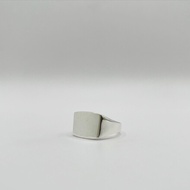 Marbella.bkk แหวนนิ้วก้อย แบบสี่เหลี่ยม เกลี้ยง หน้าเรียบ เงินแท้  รุ่น Signet​ II Ring