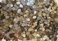 Collection of Vintage mixed world Coins (Mostly Europe pre-Euro) Lots of Random Coins.