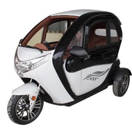 PROMO/ Sepeda Motor Listrik Selis Type New Balis Roda Tiga