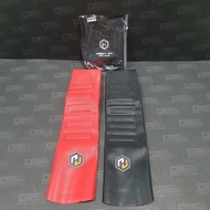 Universal Diamond HRV Motocross Leather Seat Cover