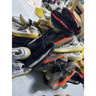 galakan adidas yezzy running