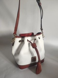 🈹️Dooney & Bourke leather Paris bag