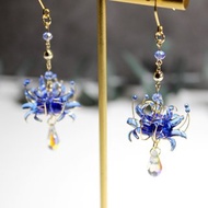 【彼岸花垂墜耳環】彼岸花耳環 藍色 手工 耳環/耳夾