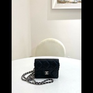 Chanel 黑金荔枝牛皮mini 風琴鏈條包
卡包
