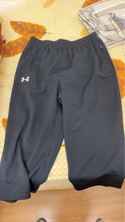 Under Armour 黑色運動褲