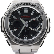 卡西歐 G-SHOCK G-STEEL GSTW100 系列男士腕錶 (GSTW110D1AJF)，黑色和銀色樹脂錶帶搭配不鏽鋼錶殼。