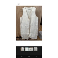 Long outer beyond the vines