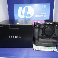 Sold out）『收機鏡』『Trade In優惠』新淨 行貨有盒 Fujifilm X-H2s w/ 電池手柄 3電池 專業機 影片專業 6.2k影片 次世代自動對焦系列 40FPS連拍 7級機身防