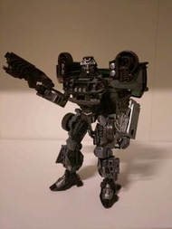 變形金剛Transformers studio series Nest ratchet