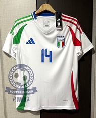 New!! เสื้อฟุตบอลทีมชาติ อิตาลี Away ชุดเยือน ยูโร 2024 เกรดแฟนบอล [ 3A ] สีขาว พร้อมชื่อเบอร์นักเตะในทีมครบทุกคน รับประกันคุณภาพสินค้า