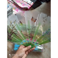 Pack of 20 super nice and cool fans.