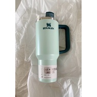 Stanley The Iceflow Flip Straw Jug, 40oz, 64oz Genuine product